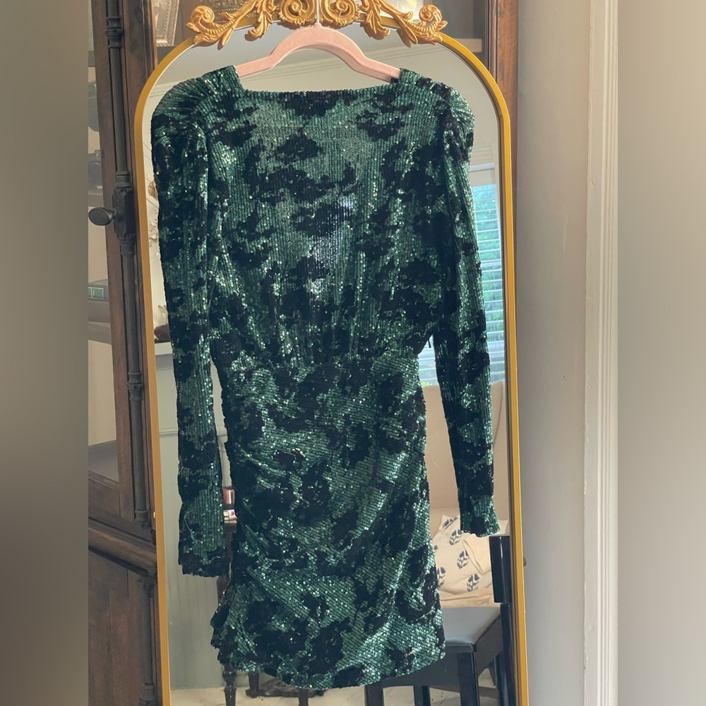 NWT Maje Green and Black Sequin-embroidered dress - Picture 9 of 16